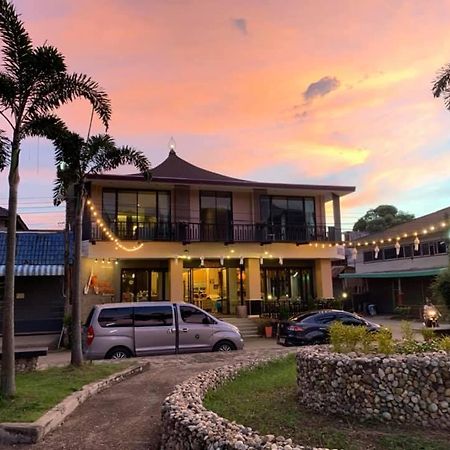 Saranya River House สรัญญาริเวอร์เฮาส์ Mae Ai Dış mekan fotoğraf