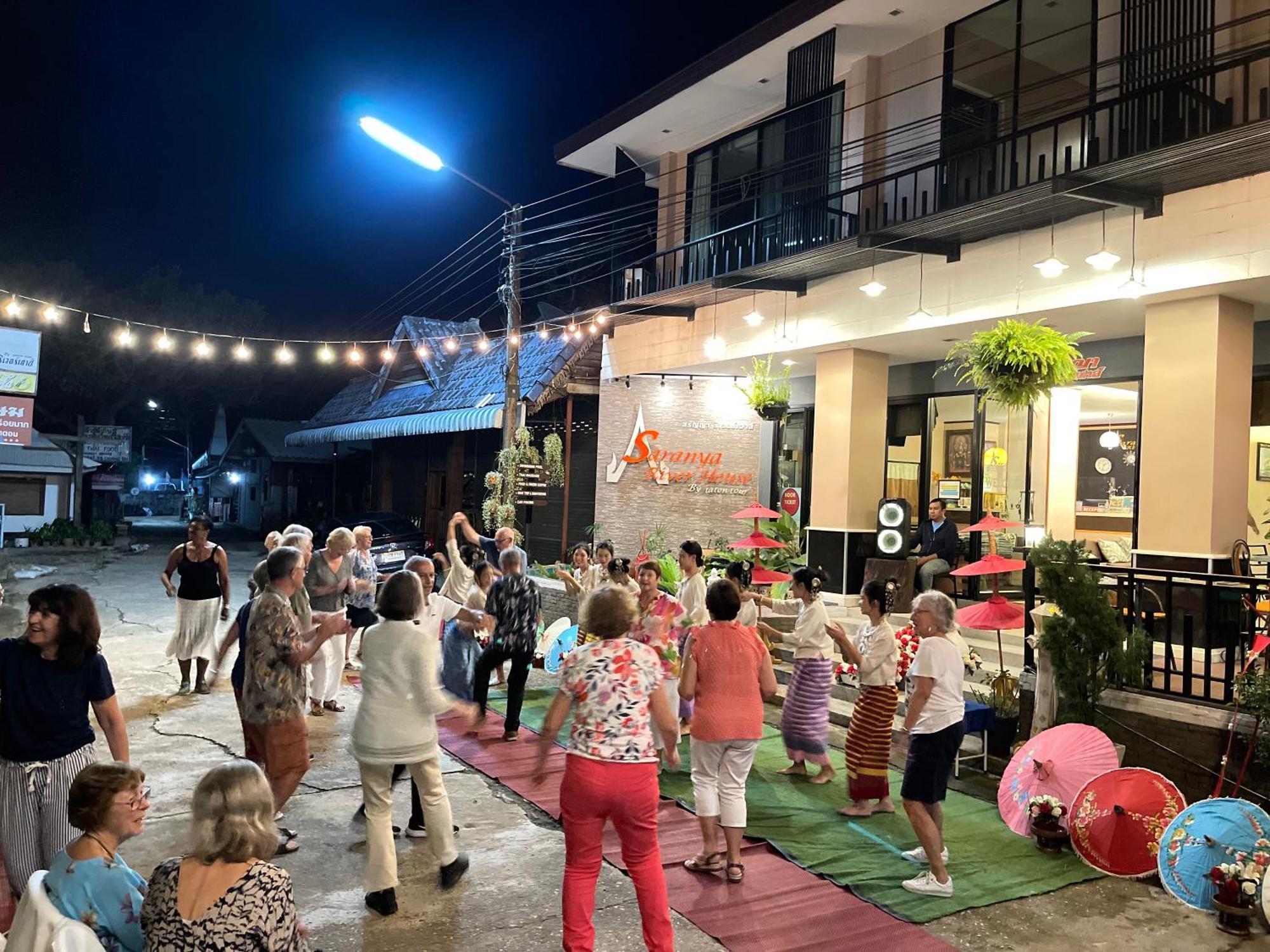 Saranya River House สรัญญาริเวอร์เฮาส์ Mae Ai Dış mekan fotoğraf
